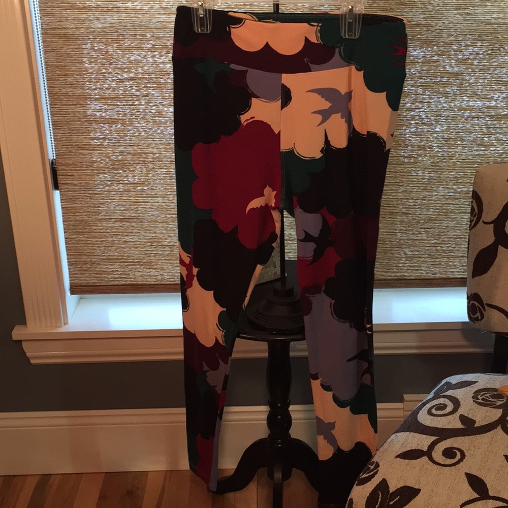 Lightly worn LuLaRoe TC Leggings. Birds and clouds